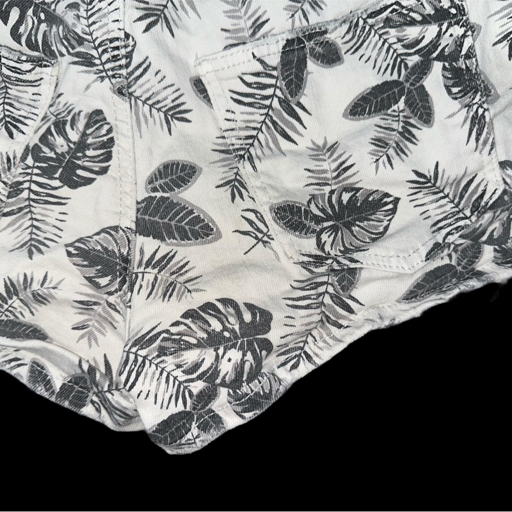 Zara Kid’s Jean Shorts - Picture 6 of 10